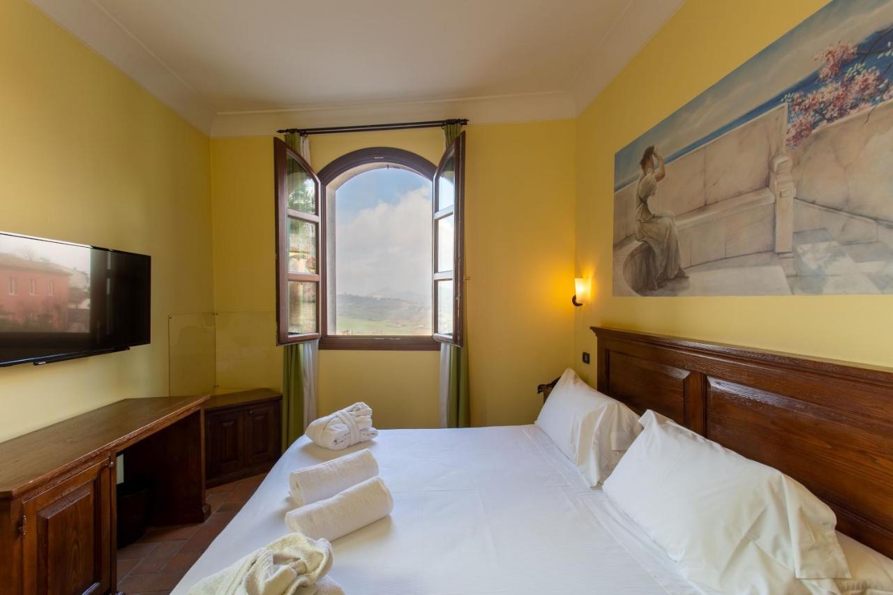 Oste Del Castello Wellness & Bike Hotel Verucchio Exterior foto